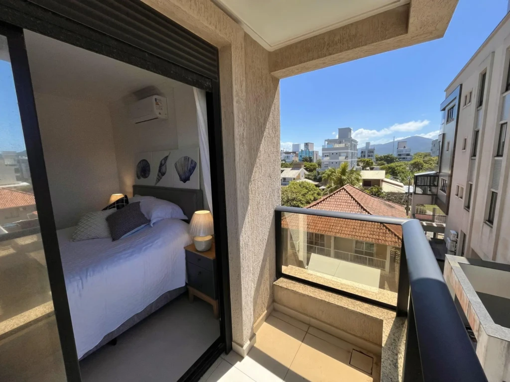 Suíte 2 - Varanda, vista para o poente