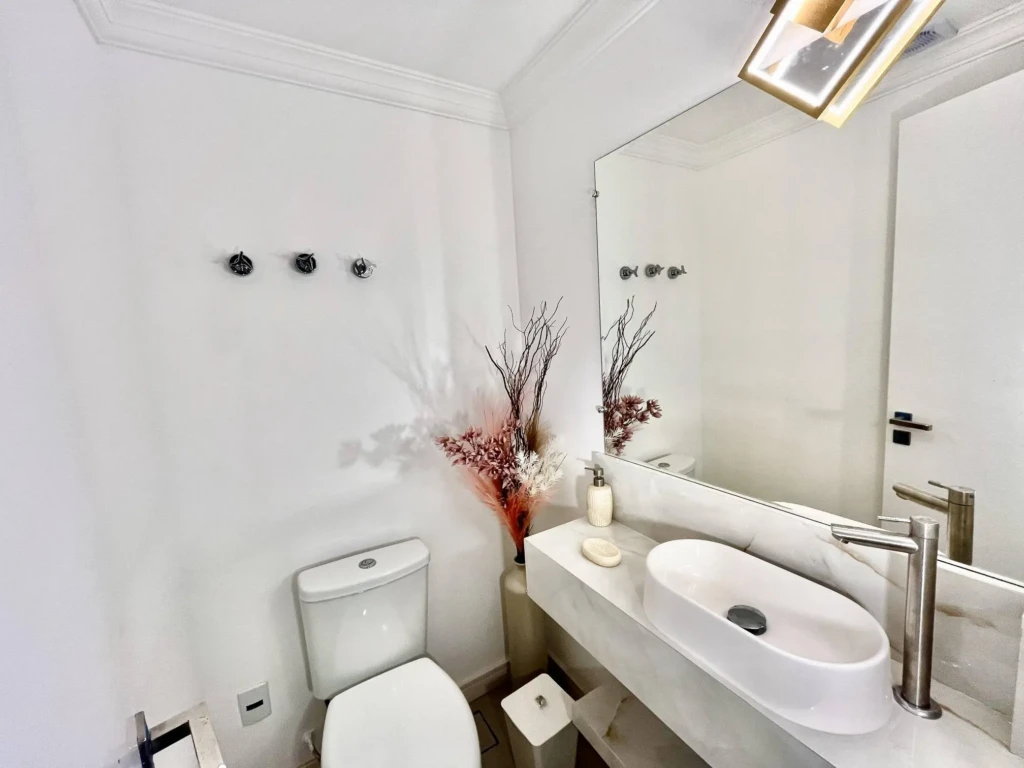 Lavabo pavimento inferior