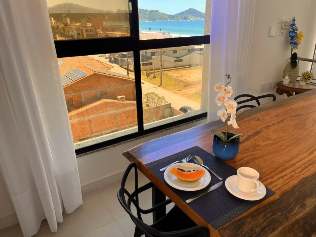 Cozinha - vista para o mar